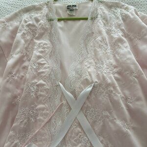 Bed jacket. Pale pink Romantic